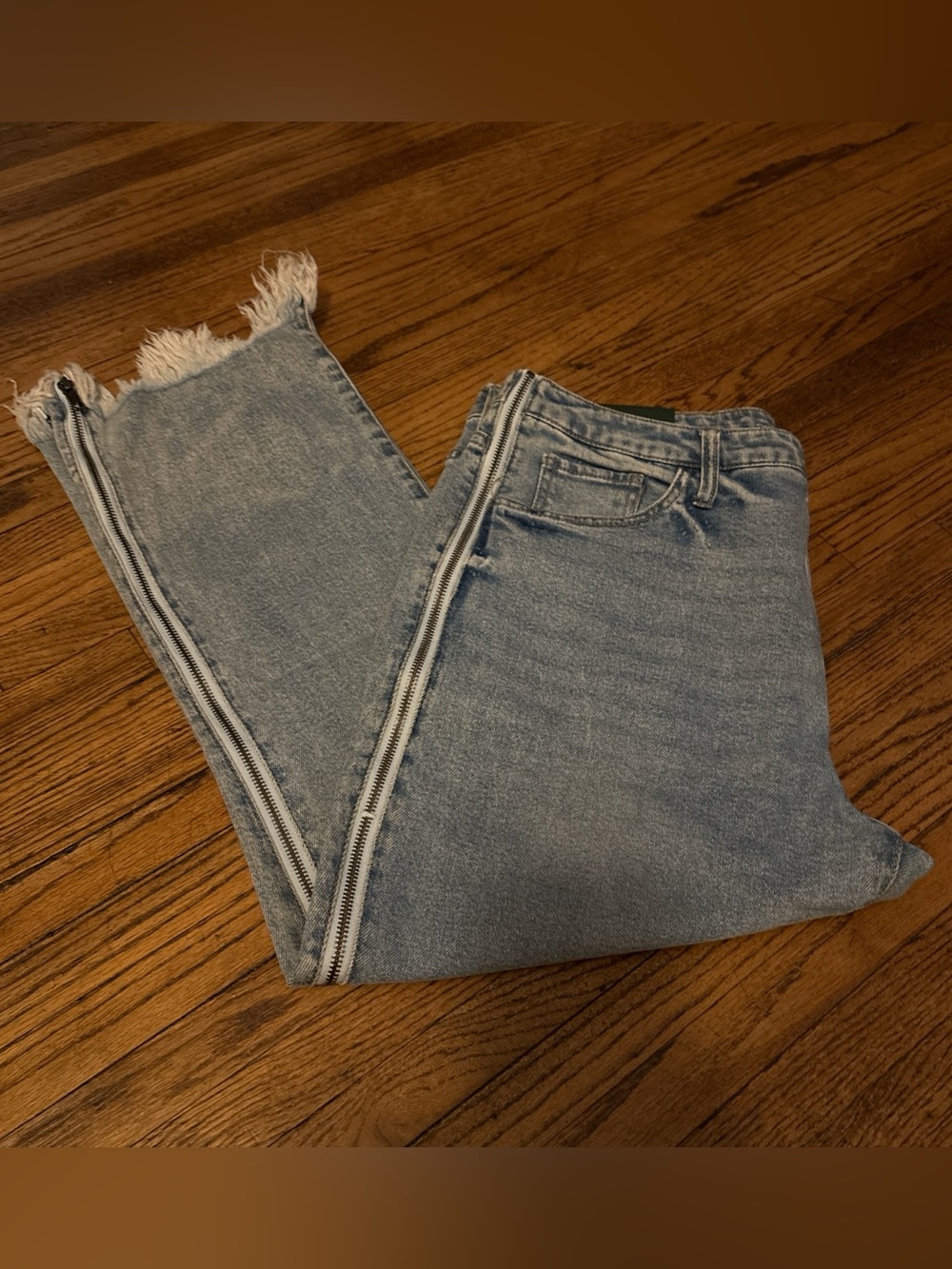 wild fable Light Blue Frayed-Hem Zip-Trim Cropped Jeans